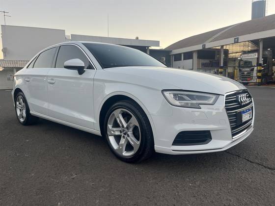 AUDI A3 1.4 TFSI FLEX SEDAN PRESTIGE PLUS TIPTRONIC